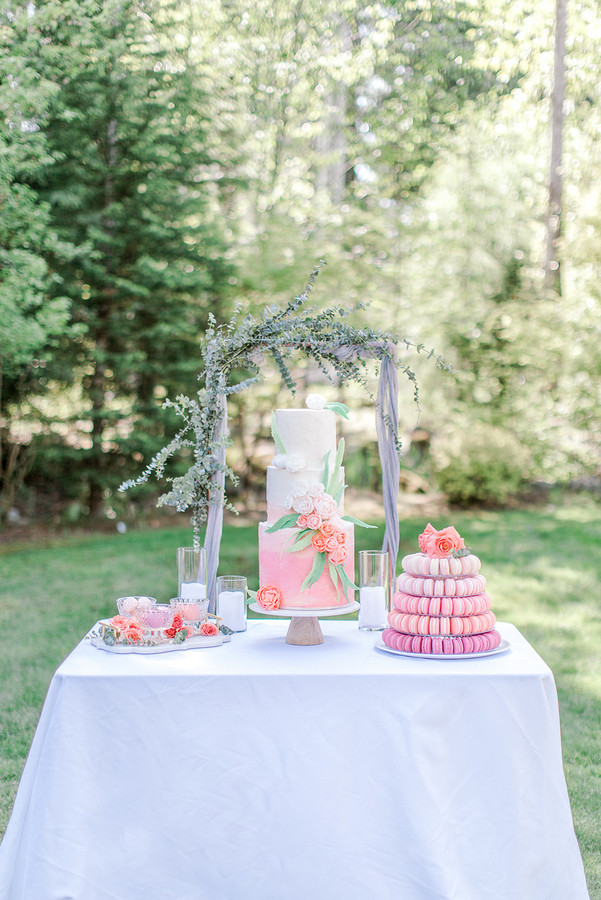 PNW Inspired Coral Wedding Inspiration with a Furry Friend on Apple Brides