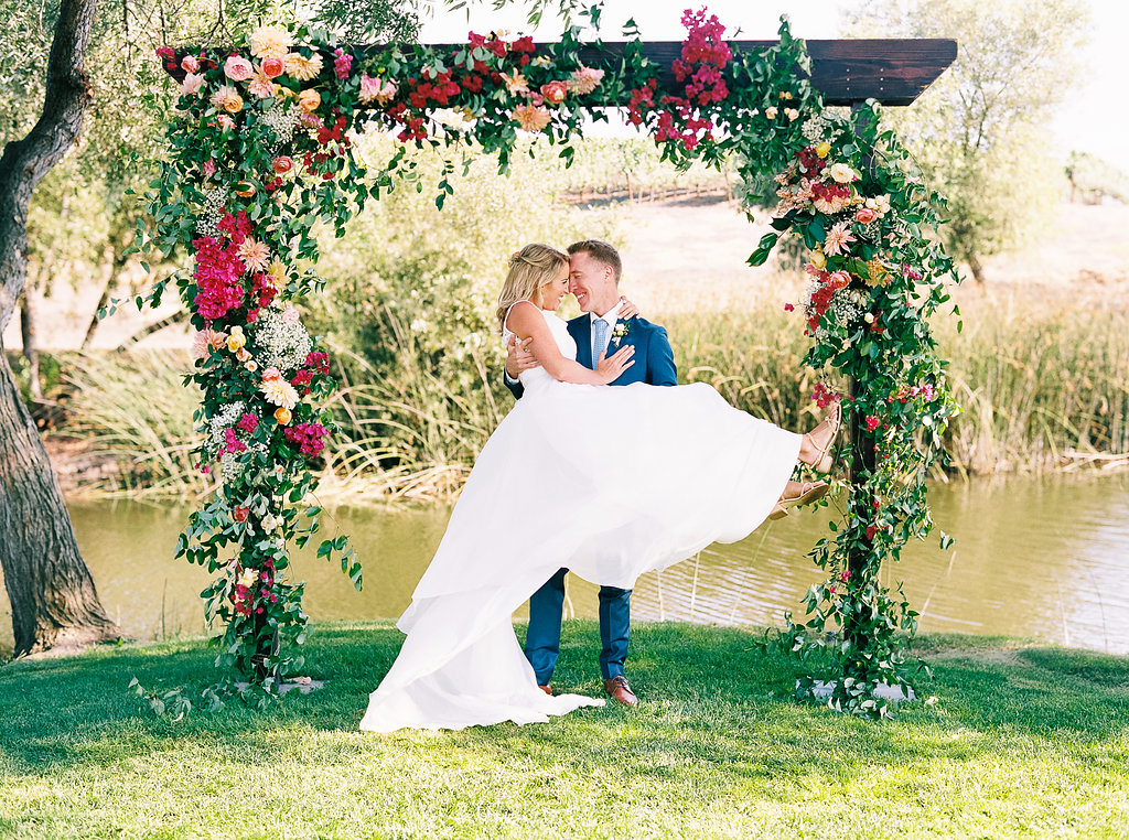 A Colorful California Wedding at Greengate Ranch & Vineyard | The Wedding Standard