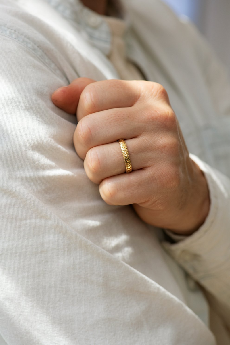 Should Wedding Rings Match? | Planning Tip