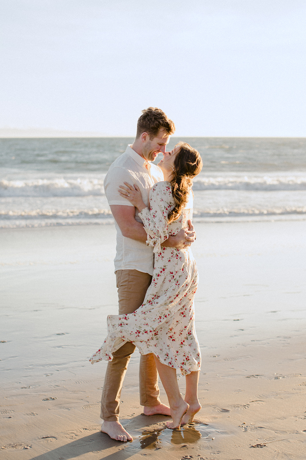 dress, bride, groom, fiancé, engagement, beach