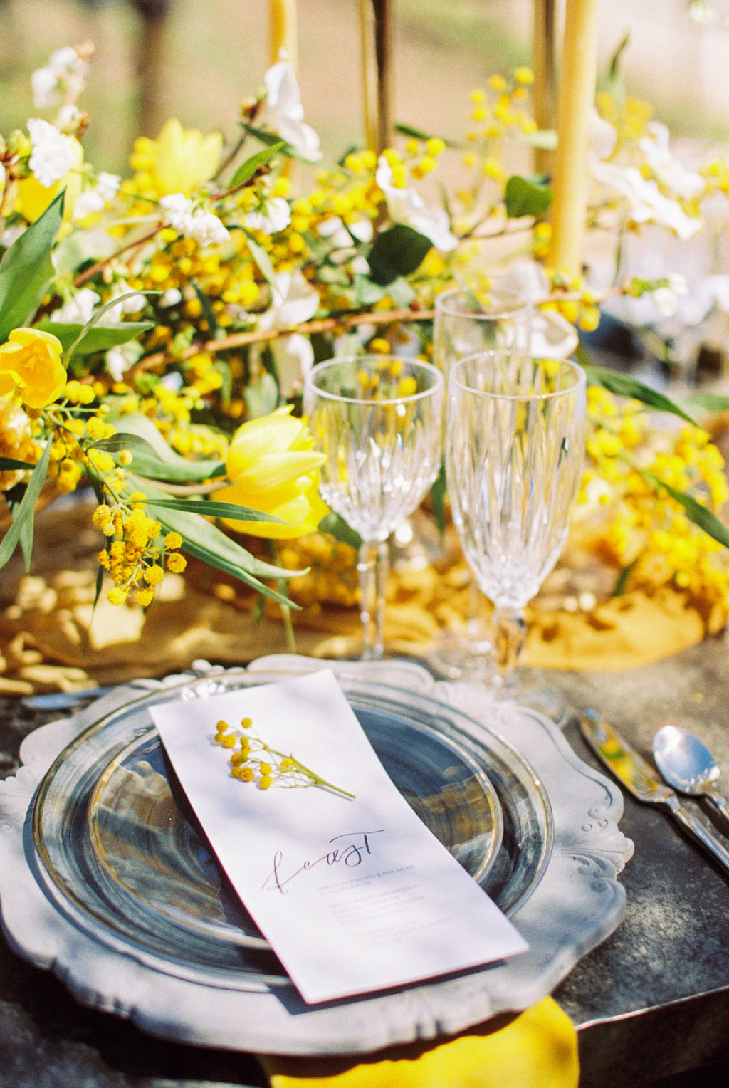 table, setting, glasses, plates, menu, dinner, reception