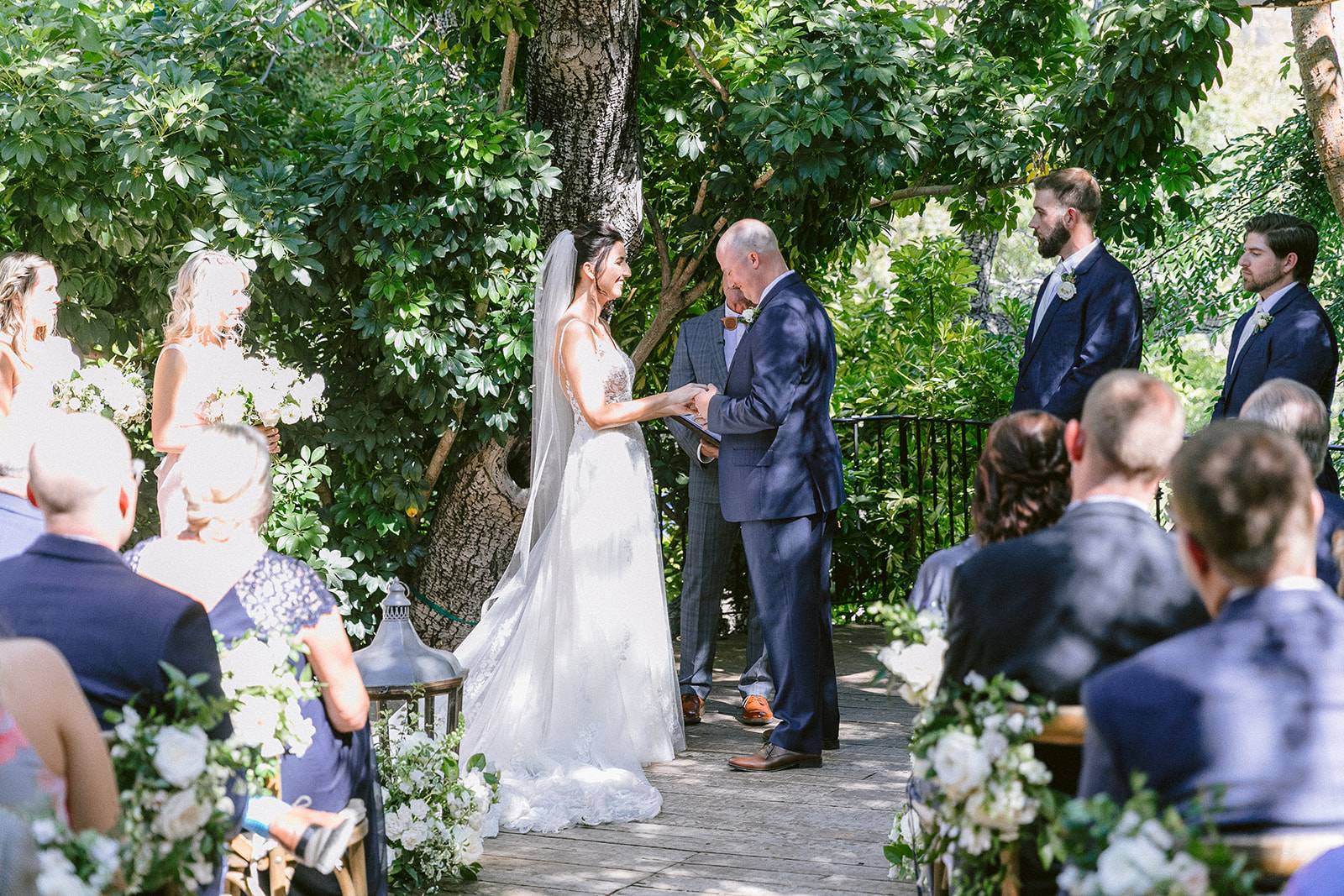 bride, groom, aisle, ceremony, holding hands