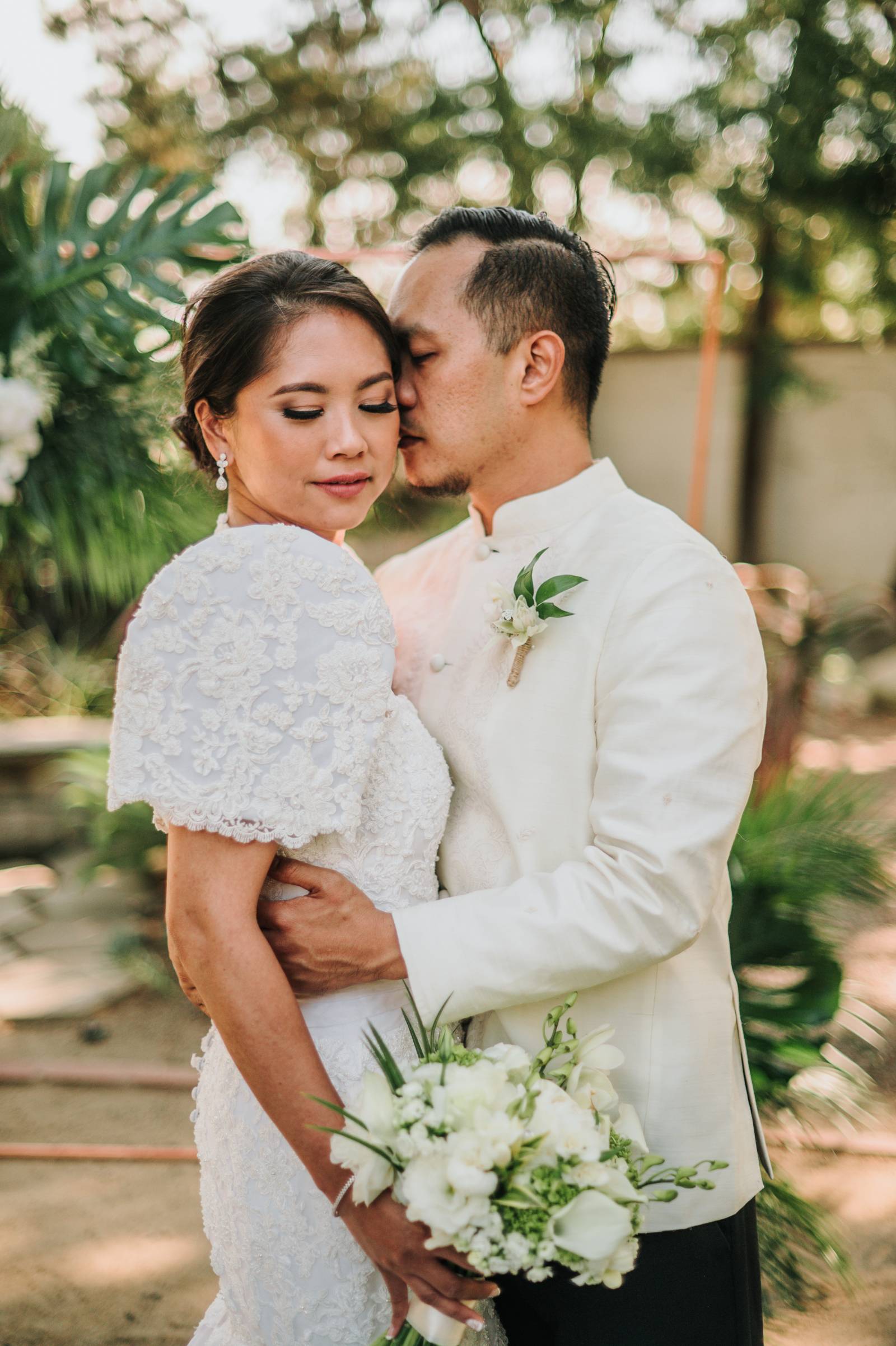 A Tropical Filipino Wedding | Tustin Styled Shoot