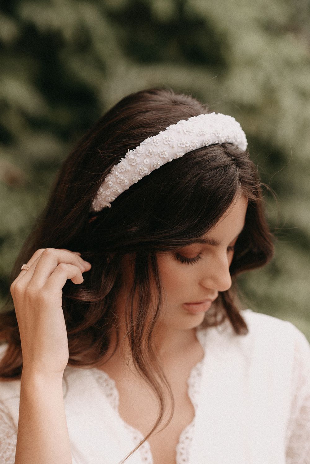 5 wedding headpiece trends you'll see in 2022
