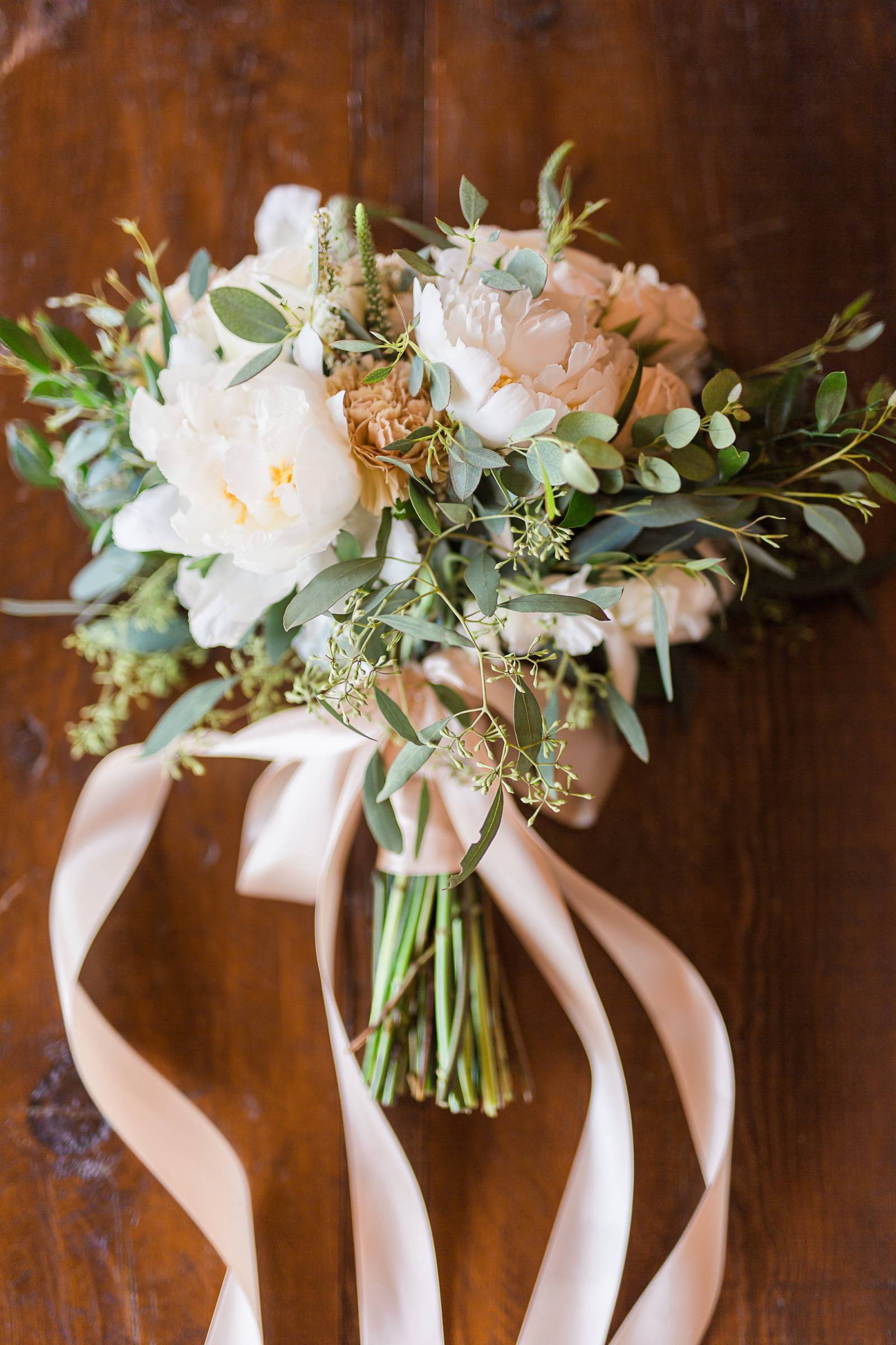 White, blush and green wedding bouquet