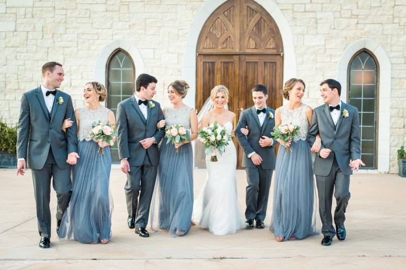 Bridal party dressed in shades of blue