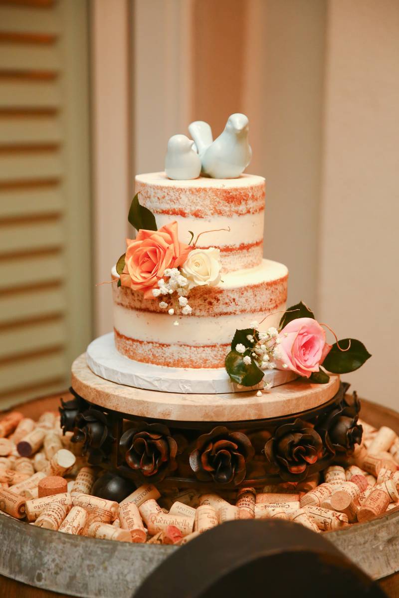 Naked cake with dove cake topper