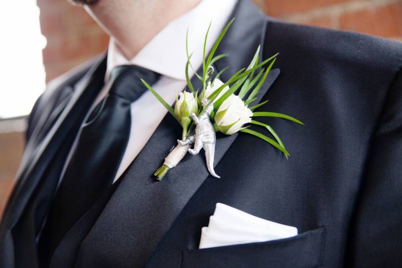 Boutonniere with pin