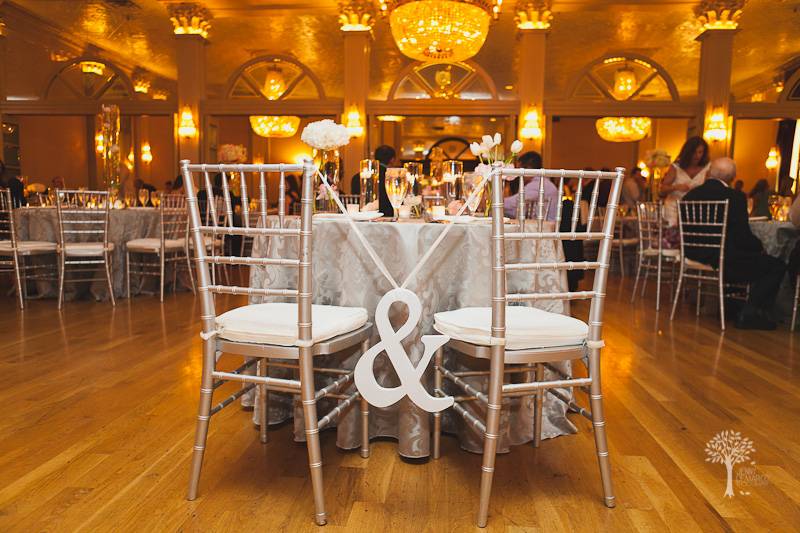 Bride and Groom Table