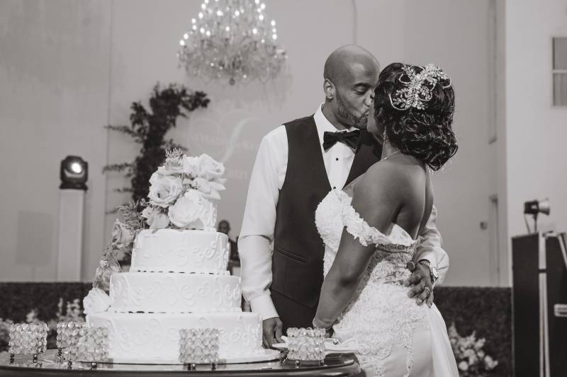 Photos: Nathalie and Keith found love at their workplace and then had a heavenly wedding in a mansion