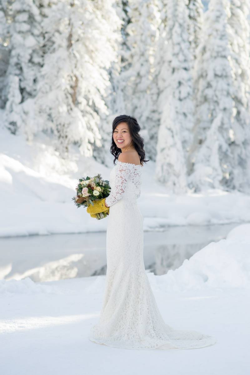 outdoor winter wedding dress