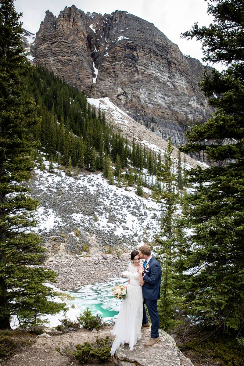 Moraine Lake wedding elopement, bride and groom outdoor portraits, mountain wedding, Moraine Lake we