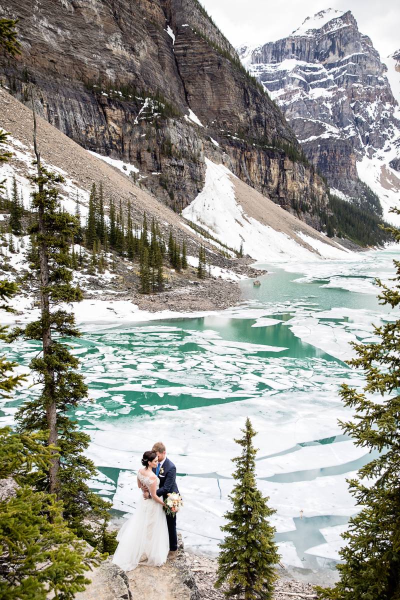 Moraine Lake wedding elopement, bride and groom outdoor portraits, mountain wedding, Moraine Lake we