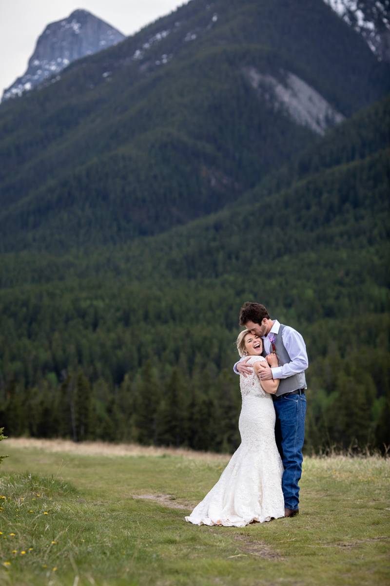 Canmore Wedding Photographer, mountain wedding, summer canmore wedding, rustic canmore wedding, canm