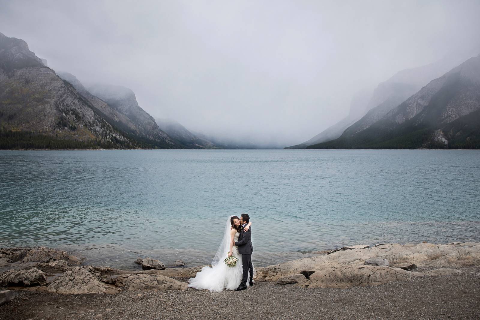 Lake Minnewanka Wedding, Banff Wedding Photographer, Banff wedding, Banff Elopement, Banff Elopement