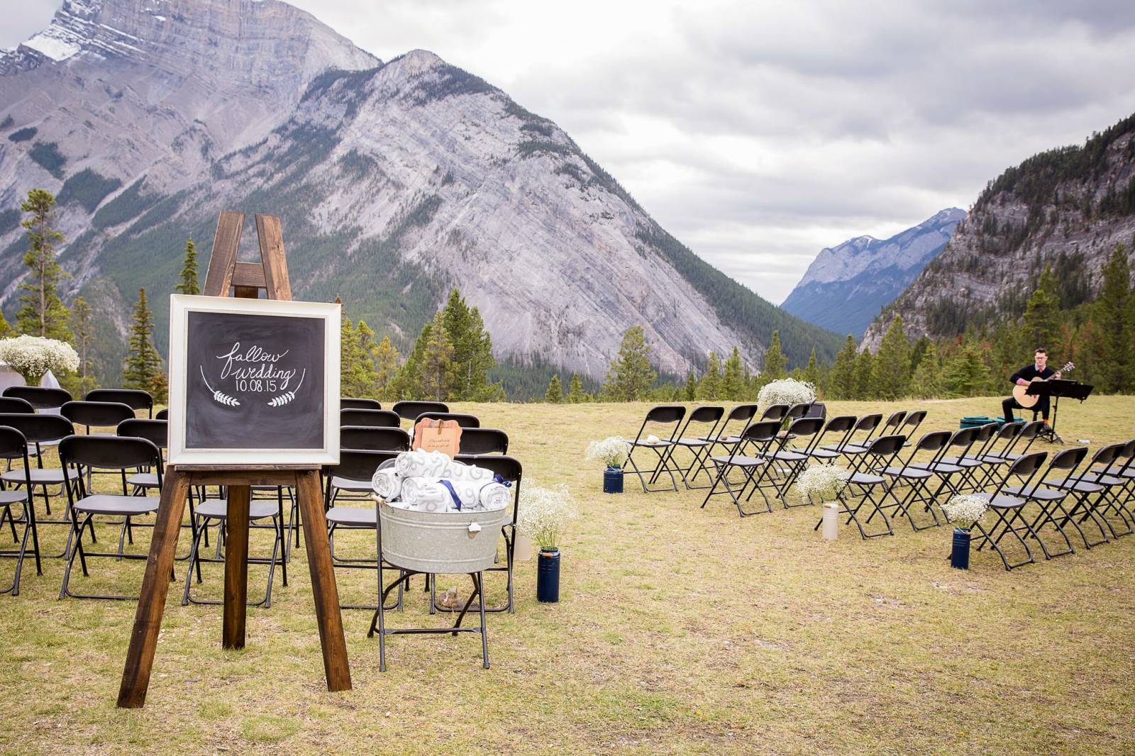 Tunnel Mountain Reservoir, Banff outdoor ceremony, banff wedding photographer