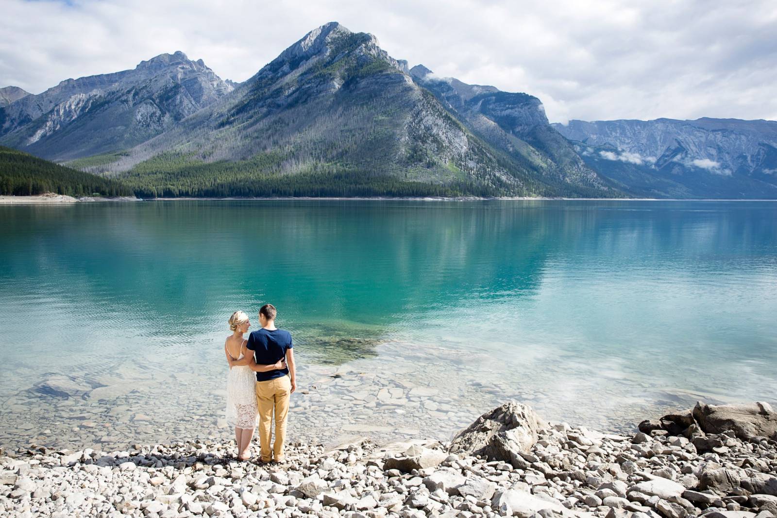 Banff winter Engagement, Banff wedding Photographer, Banff engagement photographer, mountain engagem