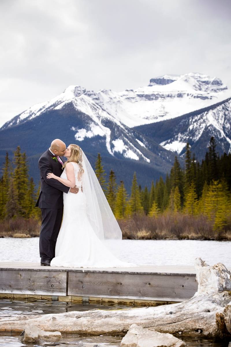 outdoor wedding portraits, banff wedding