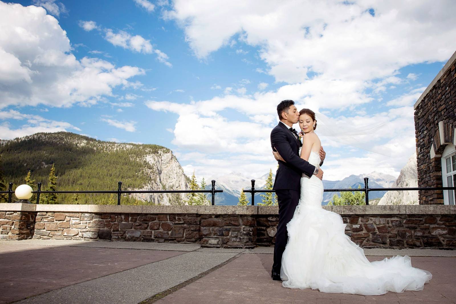 Fairmont Banff Springs Hotel Wedding, Banff Wedding Photographer, Outdoor wedding ceremony, Banff Sp