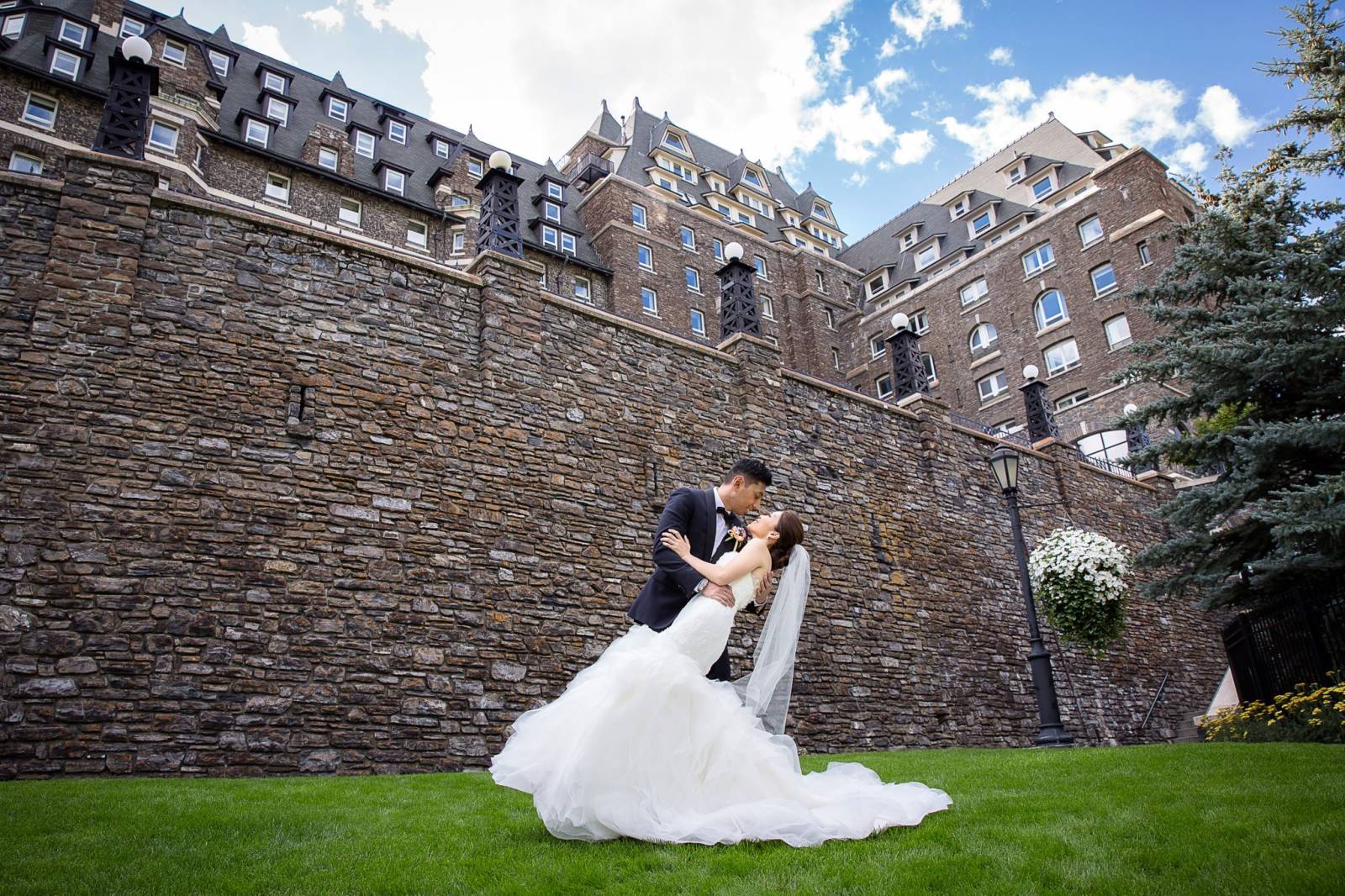 Fairmont Banff Springs Hotel Wedding, Banff Wedding Photographer, Outdoor wedding ceremony, Banff Sp