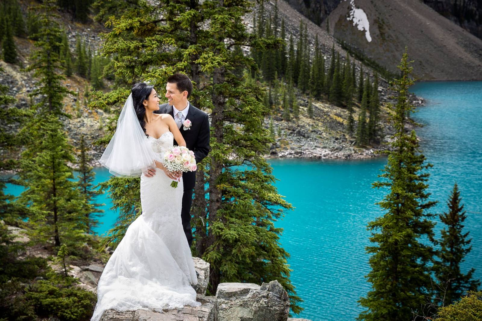 Bride and groom portraits, Moraine Lake Wedding, Mountain Wedding, Banff wedding photographer, Morai