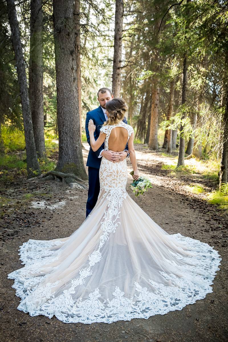 Banff Wedding Photographer, Fall Mountain Wedding, Calla Blanche Wedding Dress