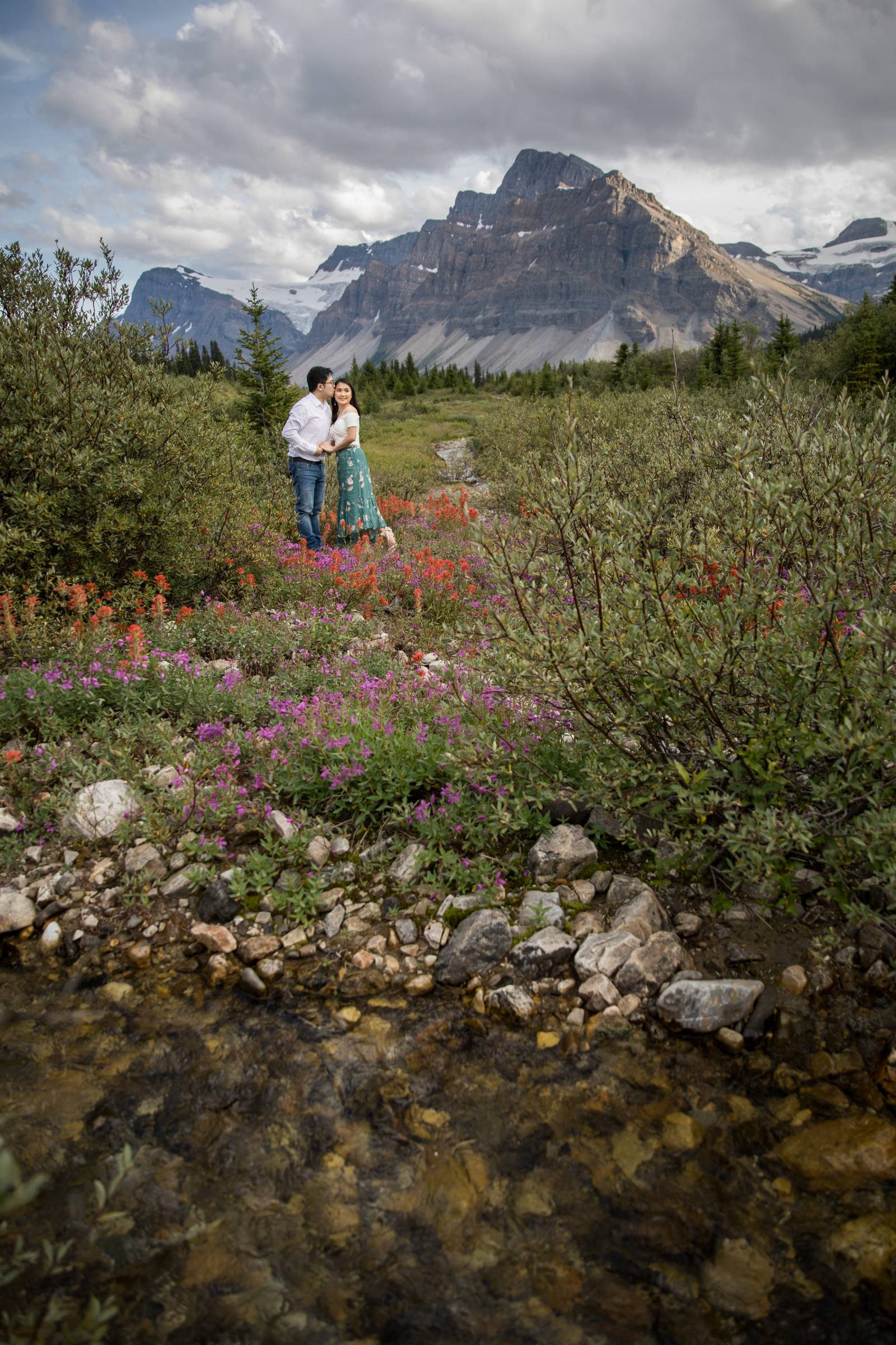 Peyto Lake Proposal, Banff Proposal Photographer, Banff engagement photographer, secret proposal, mo