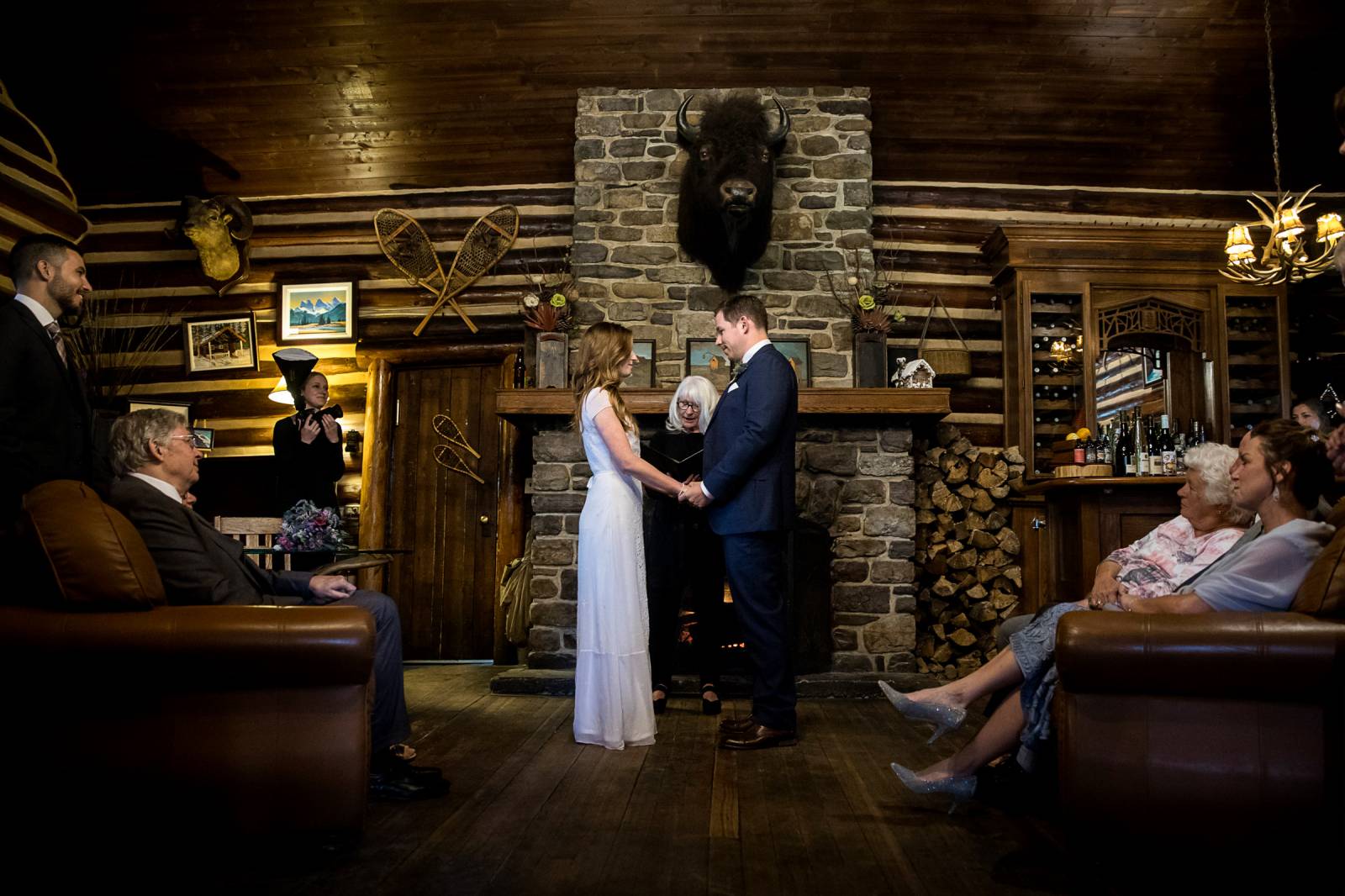 Storm Mountain Lodge Wedding, Storm Mountain Lodge Elopement, Rustic elopement, Rustic Wedding, Cabi