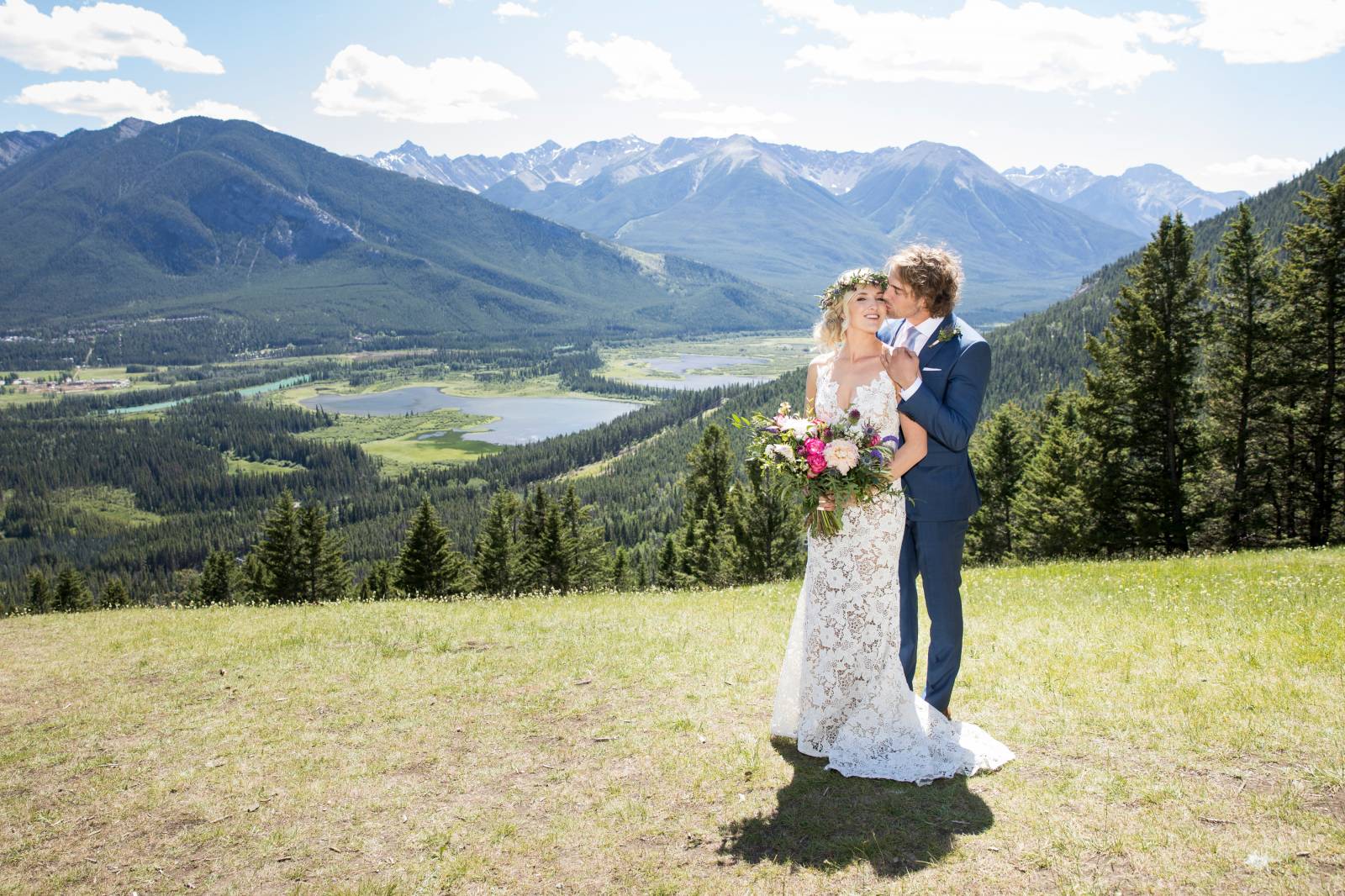Banff Norquay Lookout, Banff Norquay Wedding Ceremony, Outdoor elopement location, Banff Norquay elo