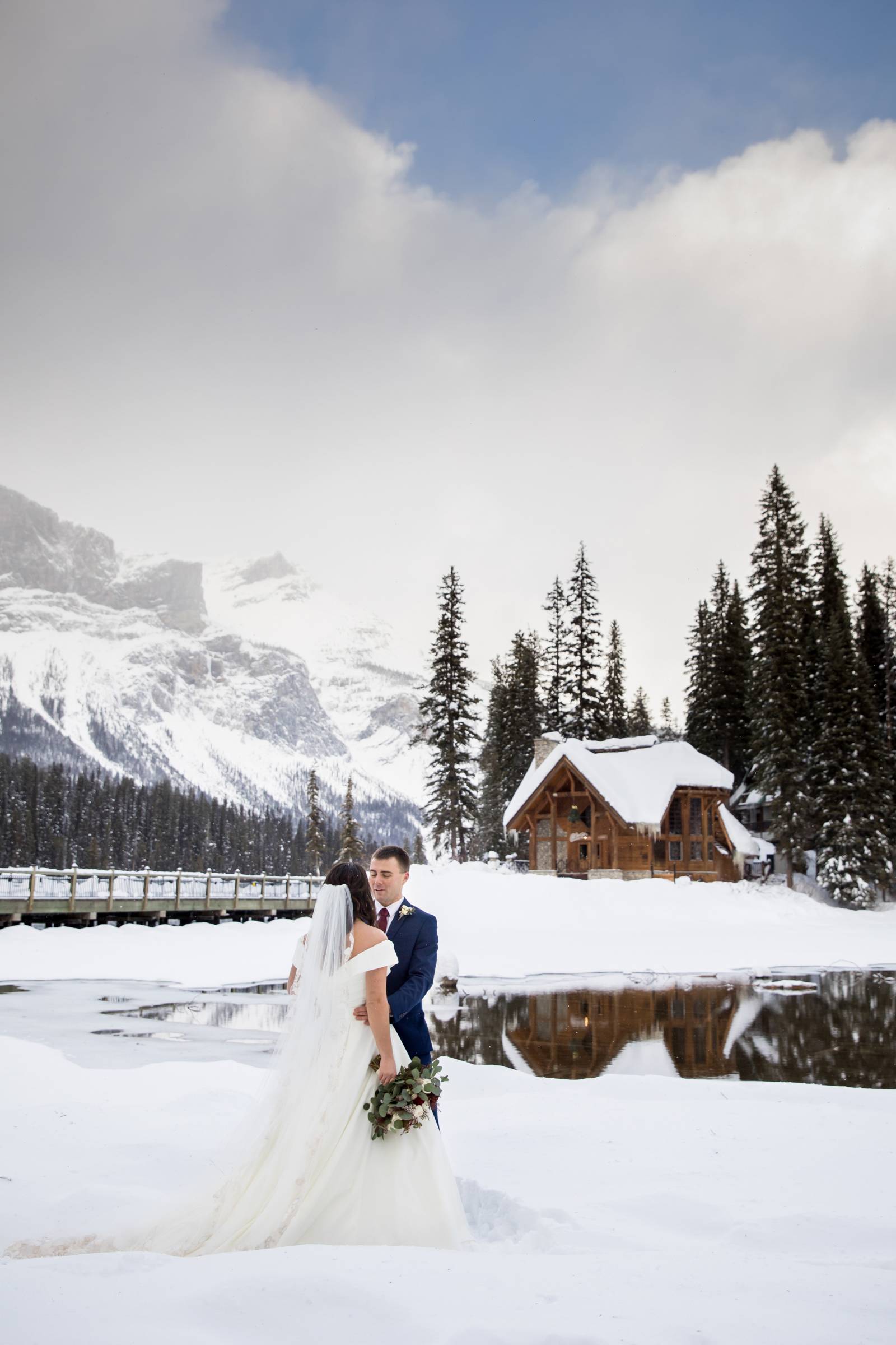 Emerald Lake Lodge Outdoor ceremony, Cilantro Patio Wedding Ceremony, Emerald Lake Lodge winter elop