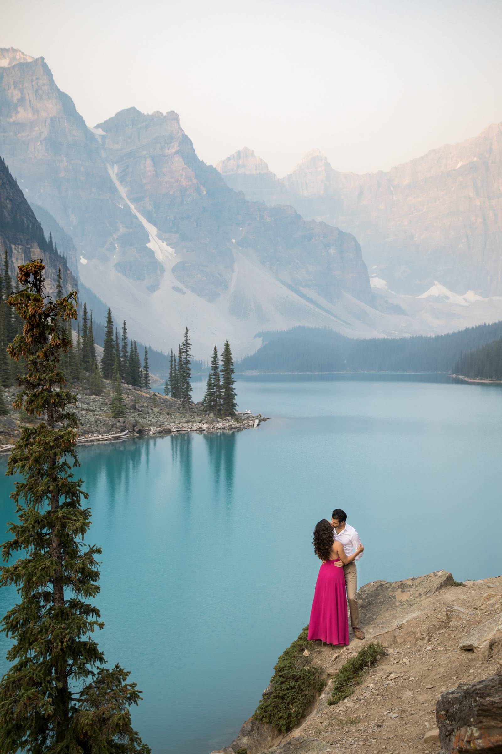 Banff Portrait Photographer, Couple photos, Banff engagement photographer, Banff mountain photo sess