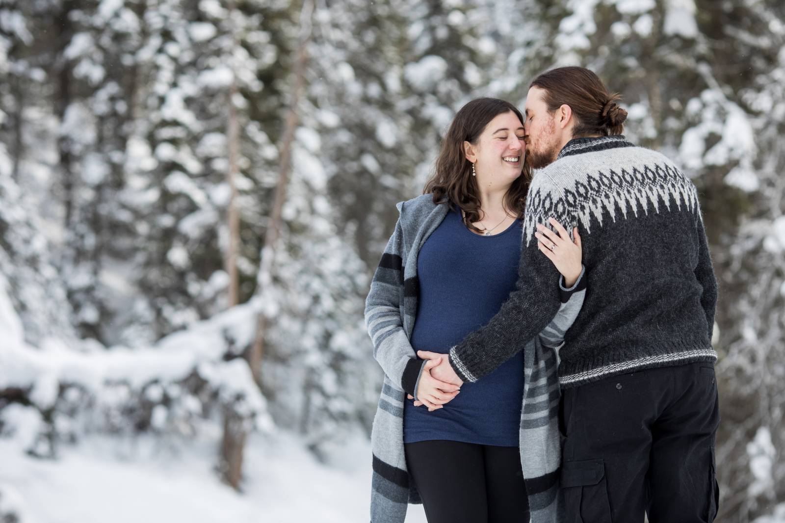 Emerald Lake Lodge Maternity Photo session, Emerald Lake Maternity Photographer, Banff Maternity Pho