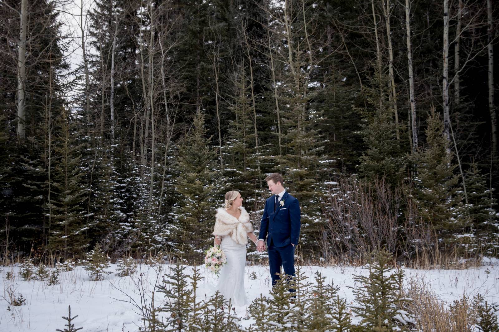 Canmore Winter wedding, Three Sisters in wedding photos, Canmore wedding photographer, Canmore elope