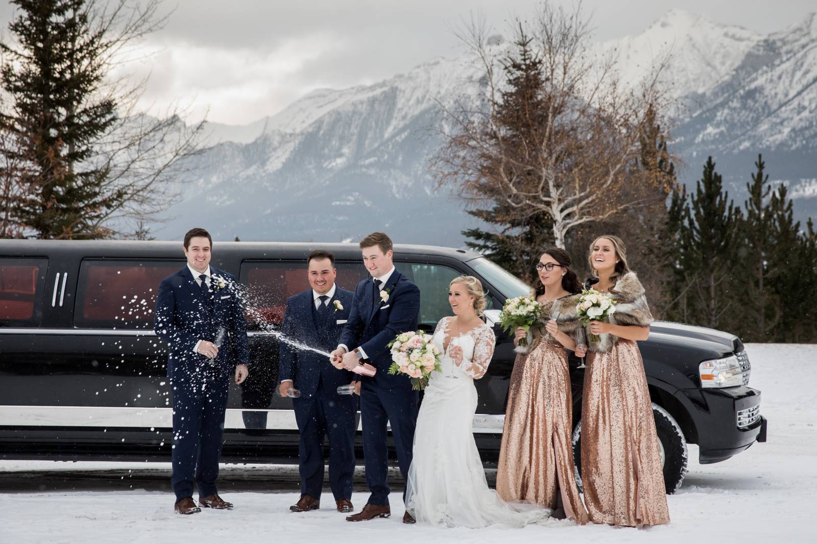 Canmore Winter wedding, Three Sisters in wedding photos, Canmore wedding photographer, Canmore elope