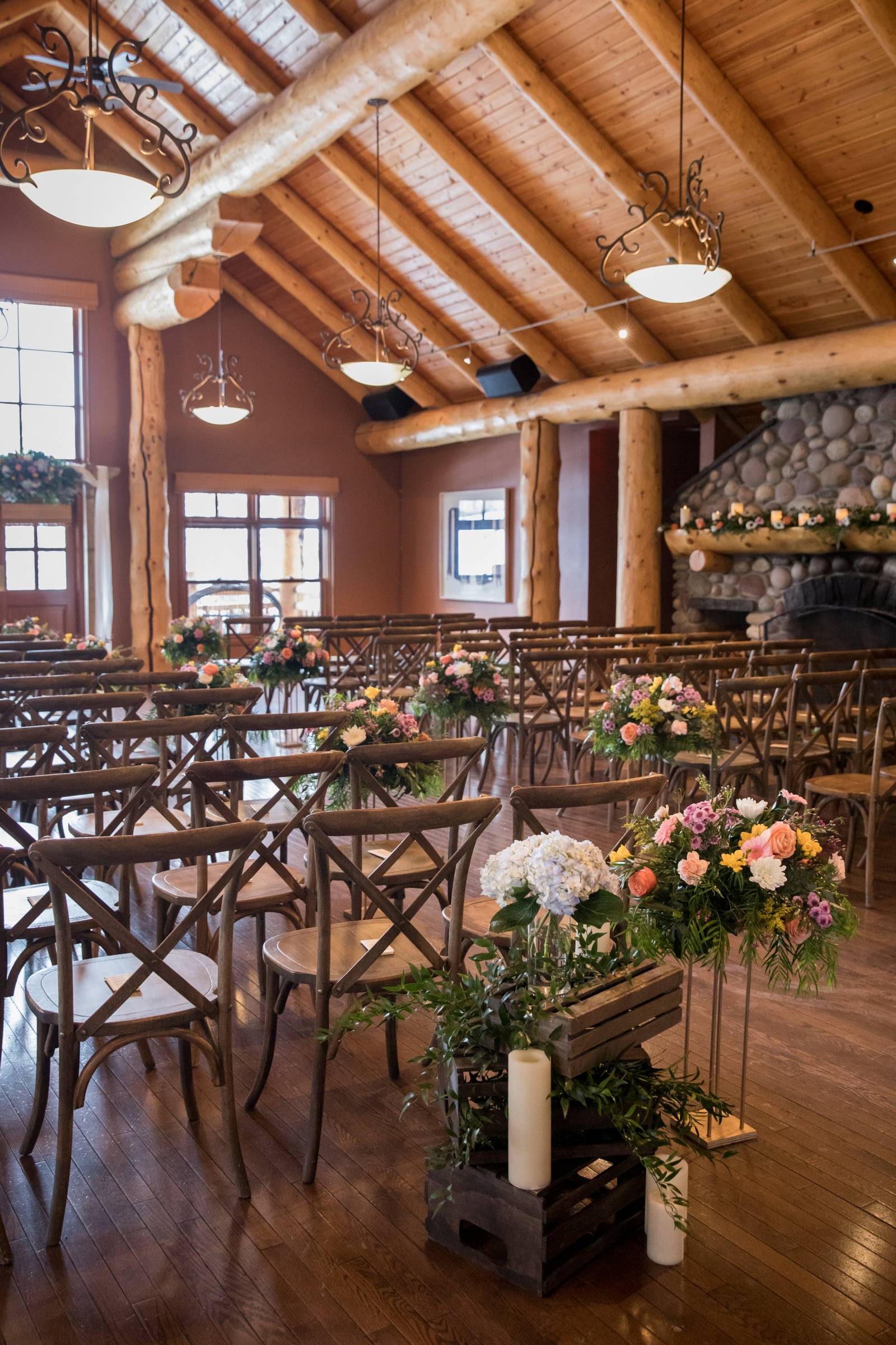 Wedding Ceremony Decor Ideas, Indoor Ceremony Venue, Buffalo Mountain Lodge Ceremony Decor
