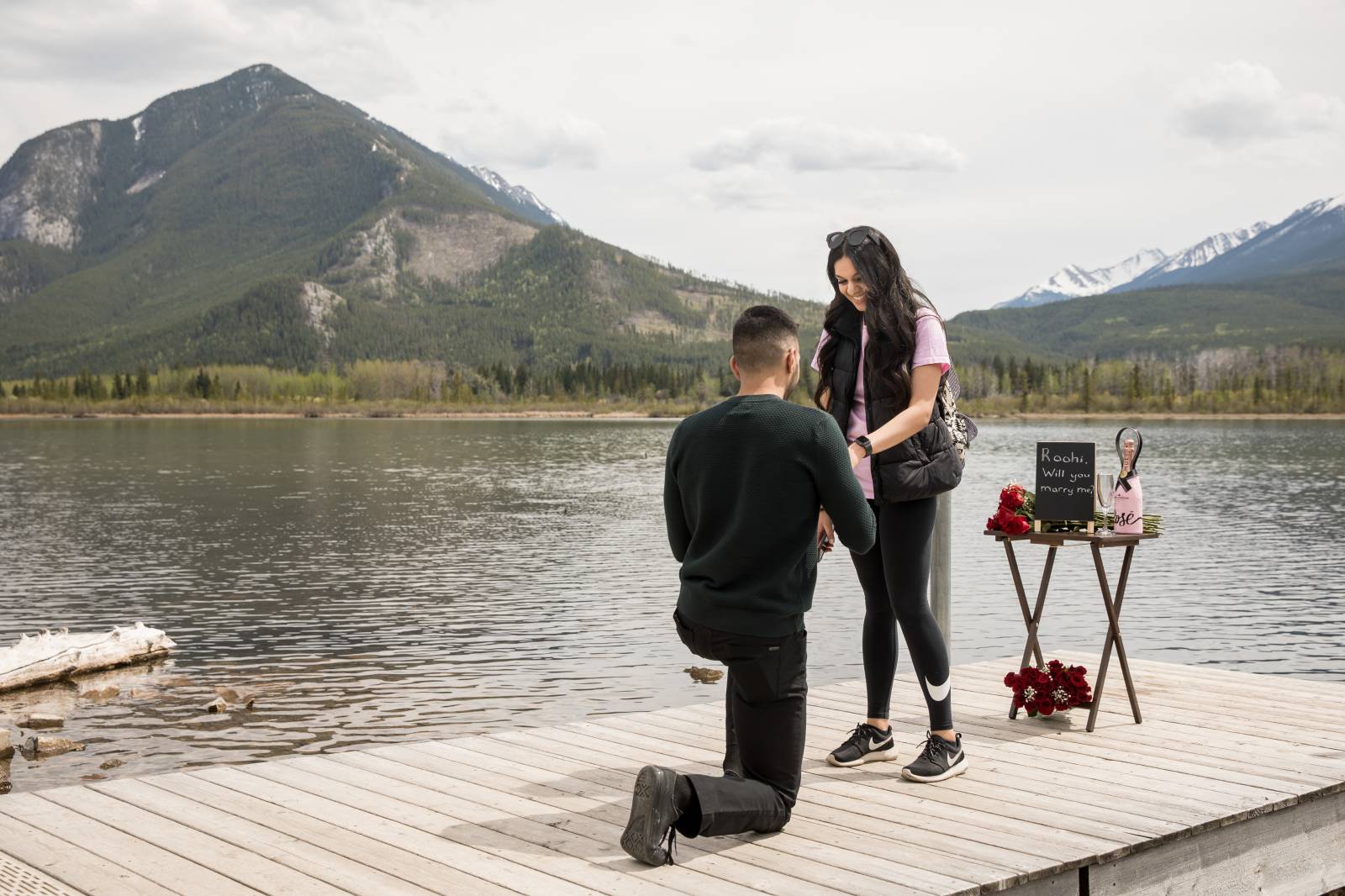 Vermillion Lakes Proposal, Vermillion Lakes Engagement Photos, Banff Proposal Photographer, Mountain