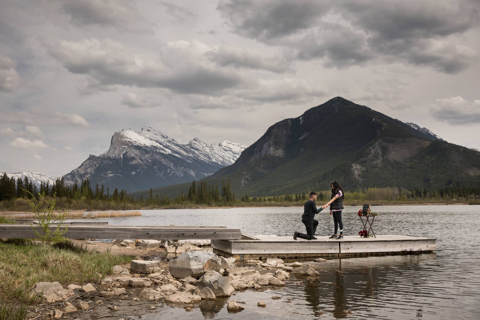 Vermillion Lakes Proposal, Vermillion Lakes Engagement Photos, Banff Proposal Photographer, Mountain