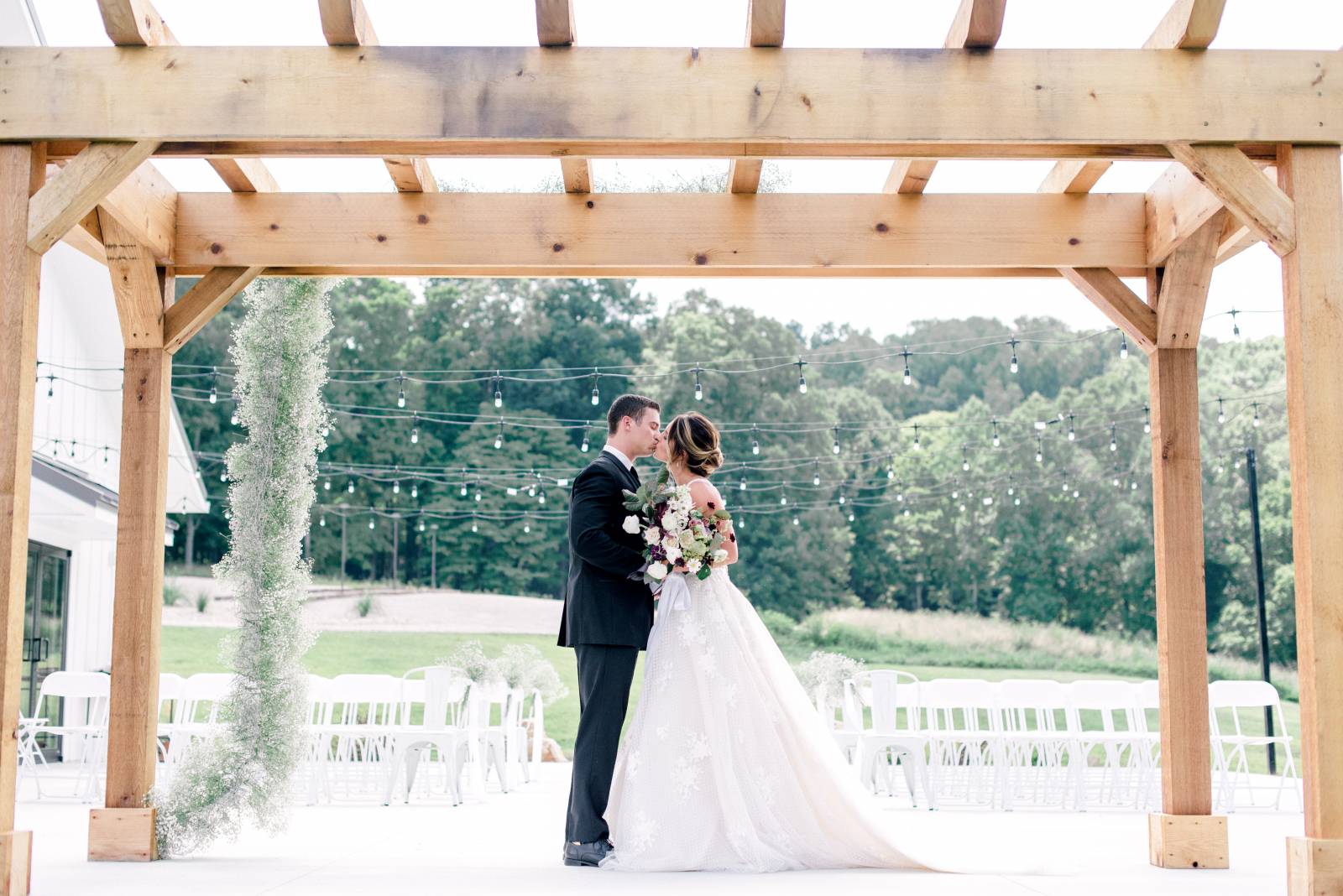 spring wedding ceremony