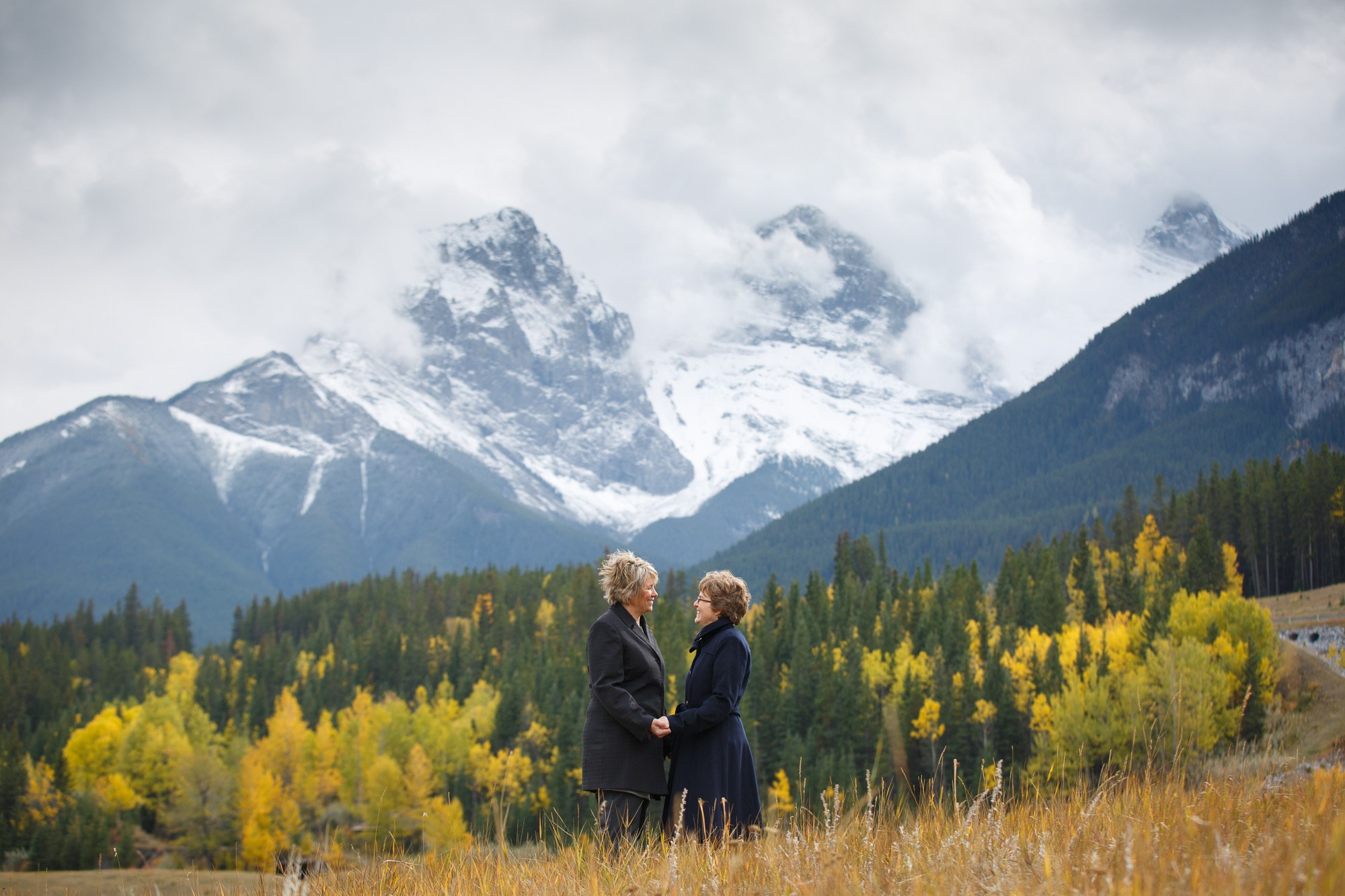 , Banff Wedding Photographers, Canmore Wedding Photographers, Emerald Lake Lodge Wedding Photographe