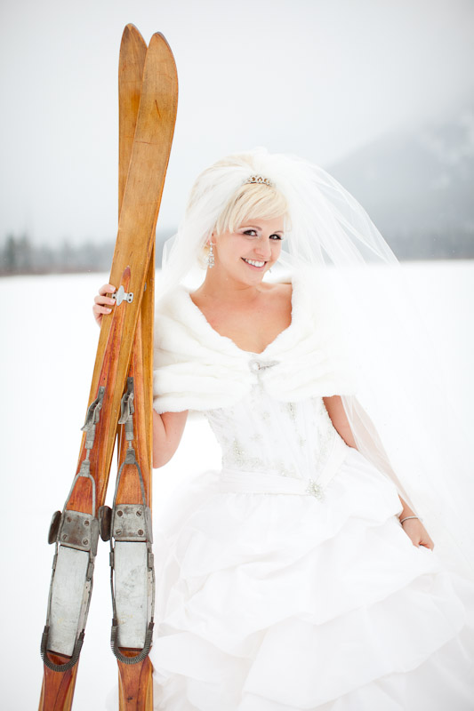 Lake Louise wedding photographers, Banff Wedding Photographers, Canmore Wedding Photographers